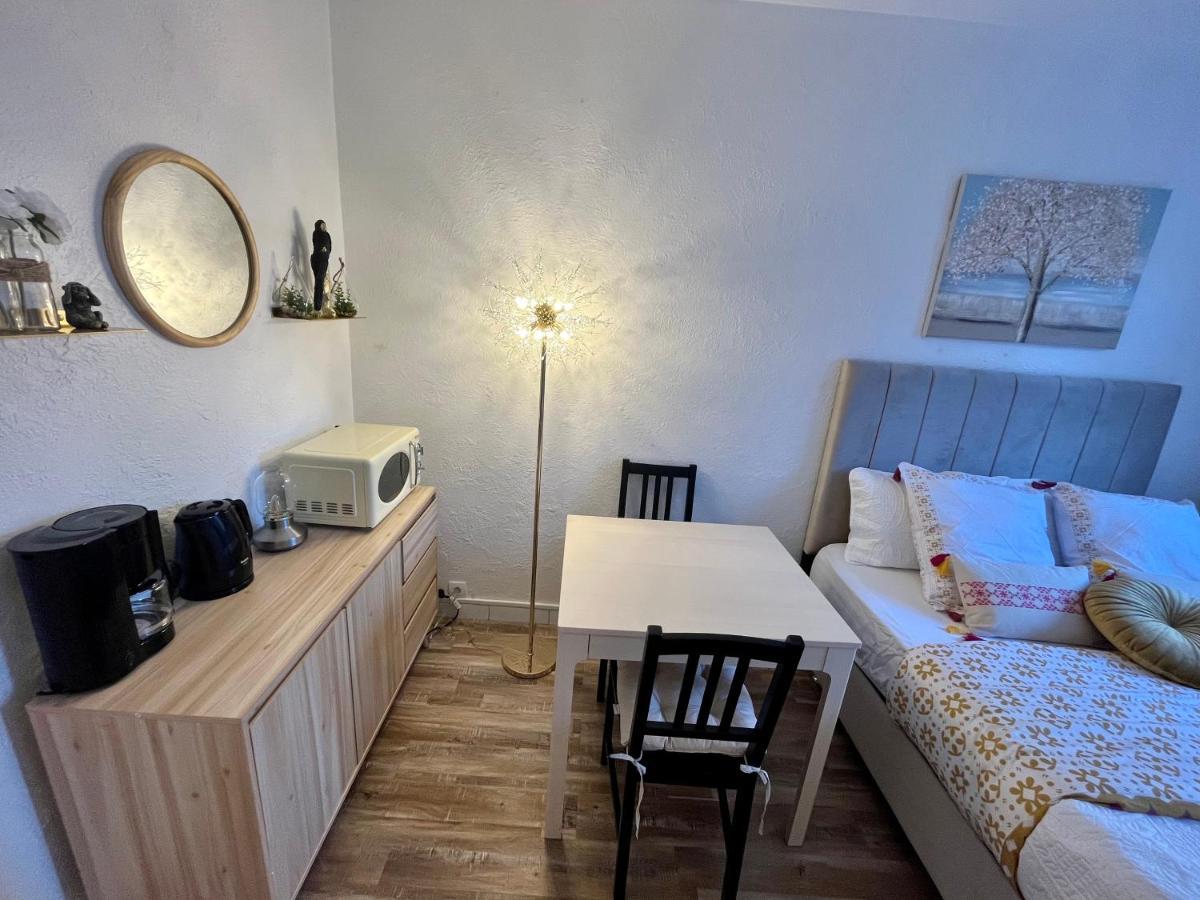Studio Situe A 5 Min Du Chateau De Versailles Et Stationnement Gratuit Zewnętrze zdjęcie